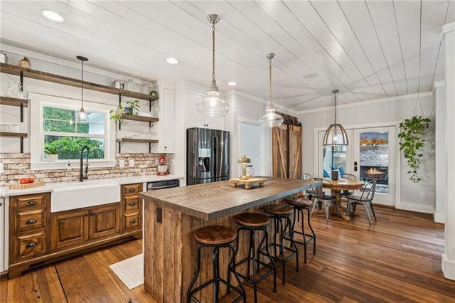 889 Freehome Road, Canton, GA 30115