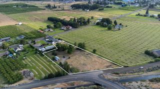 9031/9033 Old Naches Hwy, Naches, WA 98937