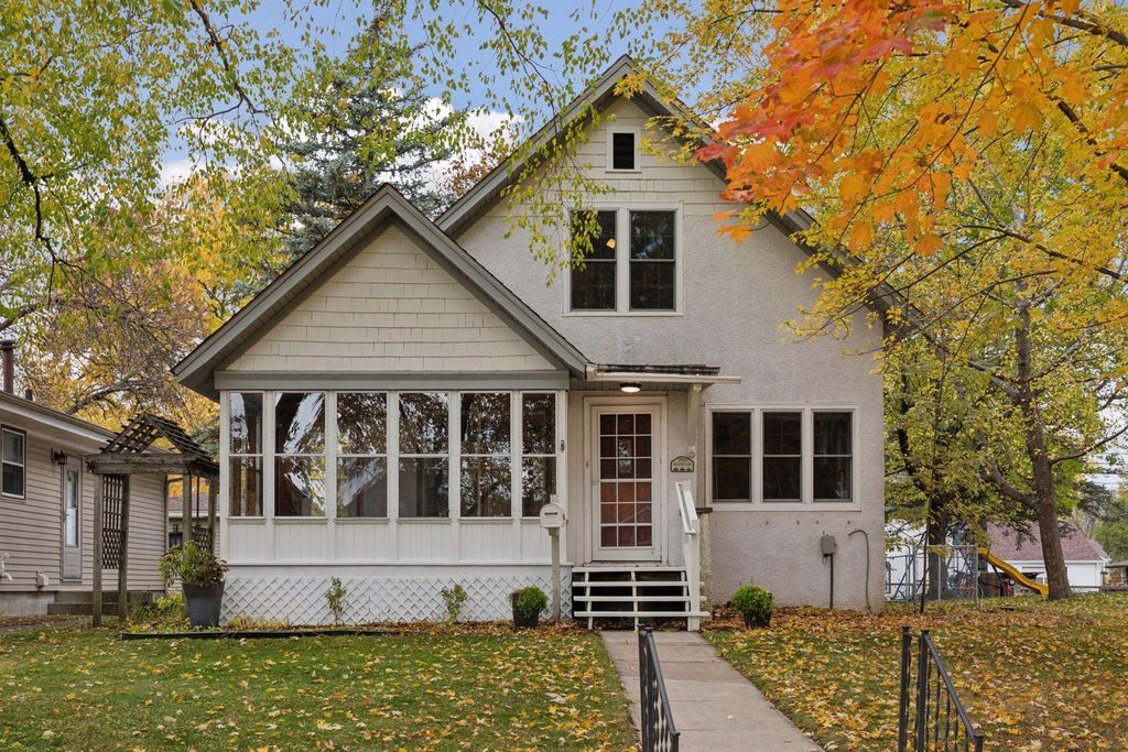 2910 Edgewood Avenue S, Saint Louis Park, MN 55426