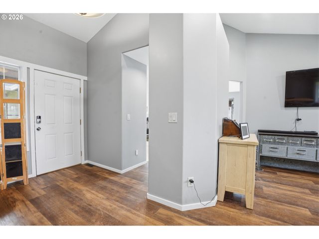 1302 CHERRY St, Vernonia, OR 97064