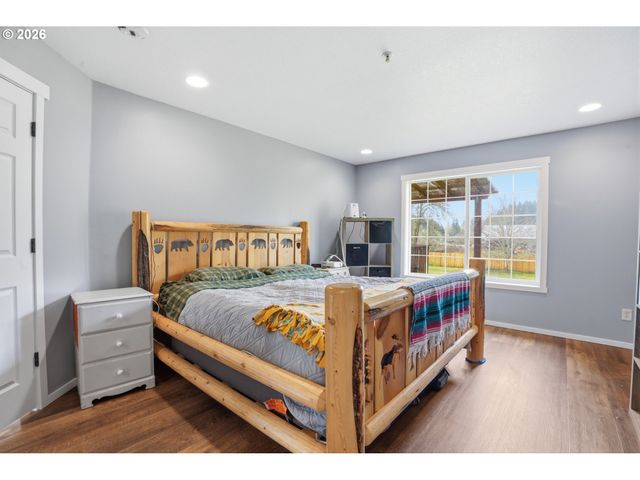 1302 CHERRY St, Vernonia, OR 97064