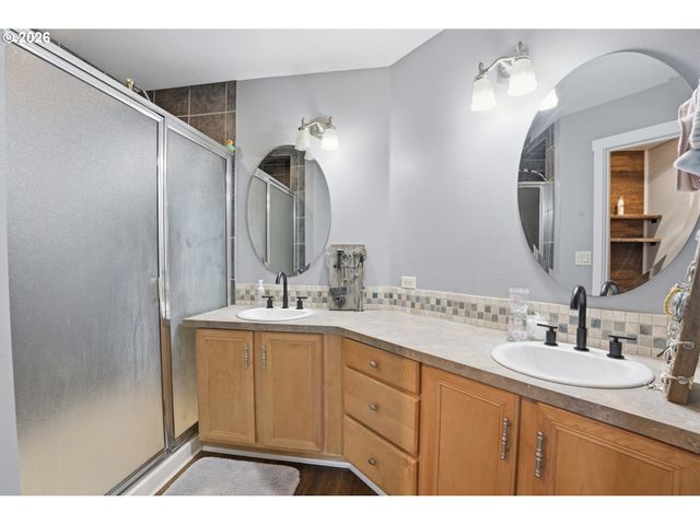 1302 CHERRY St, Vernonia, OR 97064