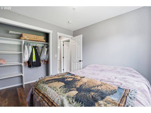 1302 CHERRY St, Vernonia, OR 97064