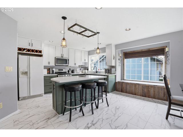 1302 CHERRY St, Vernonia, OR 97064