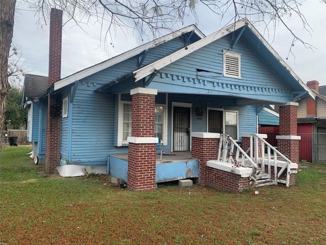 5001 Sherman Street, Houston, TX 77011
