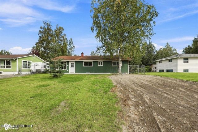 138 Farnsworth Boulevard, Soldotna, AK 99669