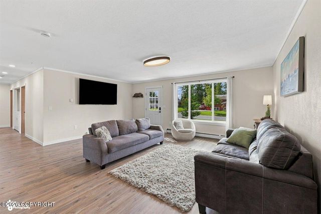 138 Farnsworth Boulevard, Soldotna, AK 99669