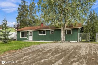 138 Farnsworth Boulevard, Soldotna, AK 99669