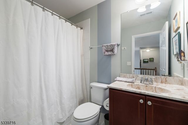 73 Ditmar Blvd, Readington Twp., NJ 08889