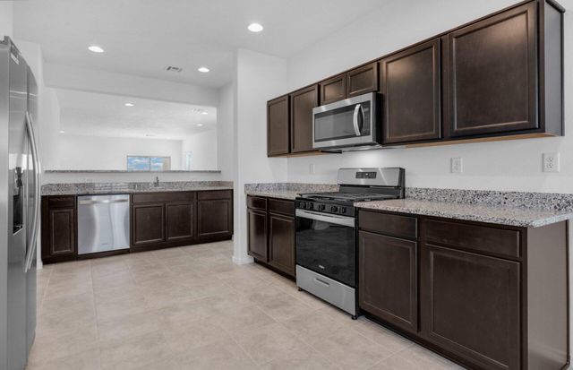 228 Prism Avenue SW, Rio Rancho, NM 87124