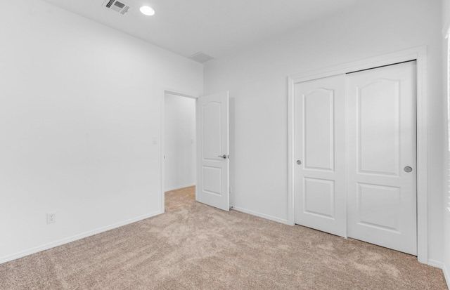 228 Prism Avenue SW, Rio Rancho, NM 87124