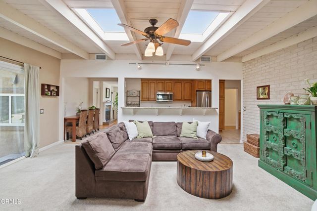 25 Feliz Drive, Oak View, CA 93022