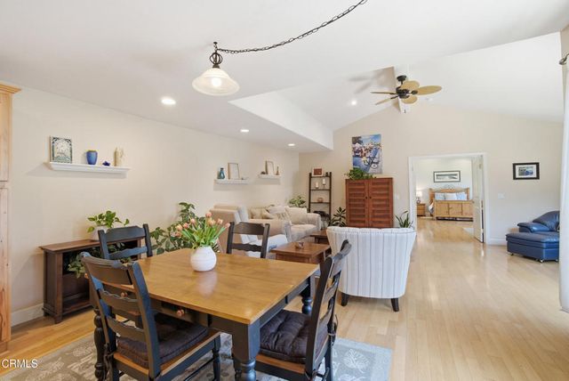 25 Feliz Drive, Oak View, CA 93022