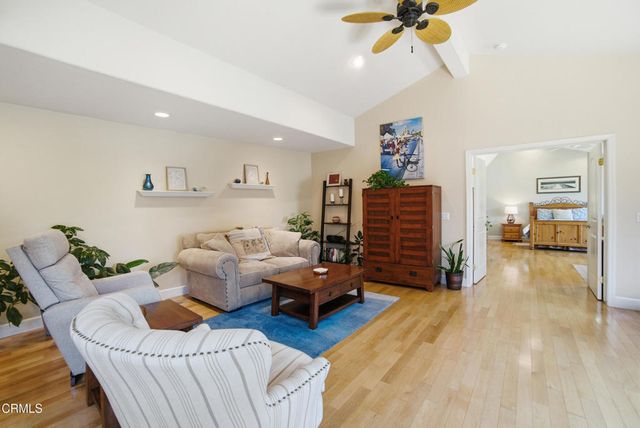 25 Feliz Drive, Oak View, CA 93022