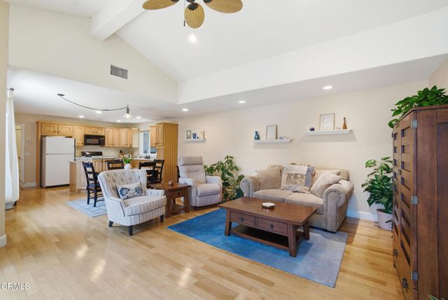 25 Feliz Drive, Oak View, CA 93022