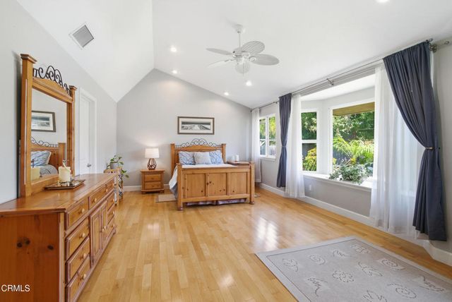 25 Feliz Drive, Oak View, CA 93022