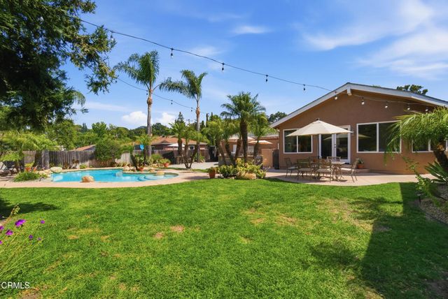 25 Feliz Drive, Oak View, CA 93022