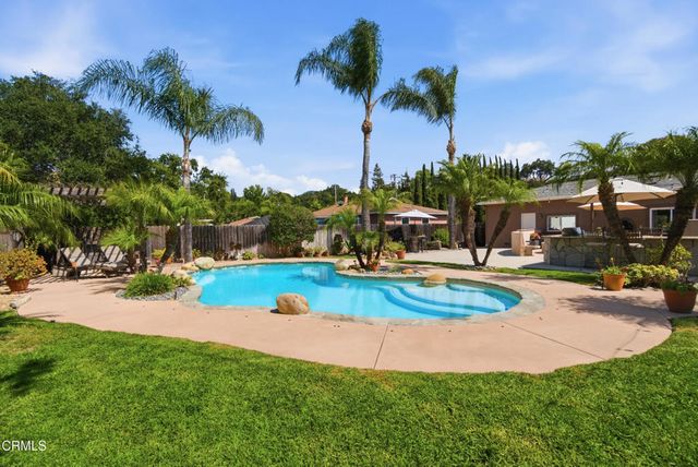 25 Feliz Drive, Oak View, CA 93022