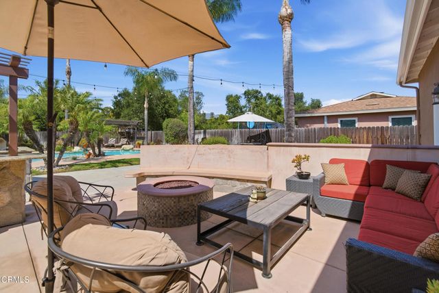 25 Feliz Drive, Oak View, CA 93022
