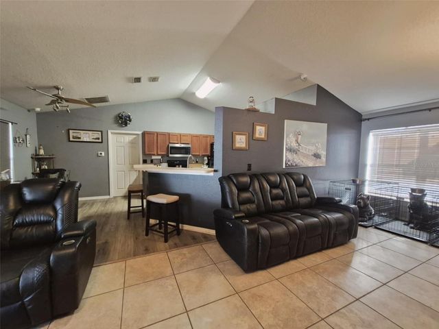 18 PINE COURSE LOOP, Ocala, FL 34472