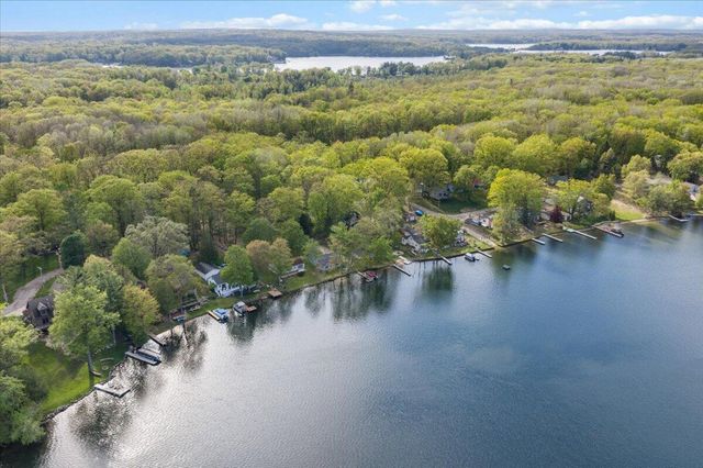 9158 W School Section Lake Drive, Mecosta, MI 49332