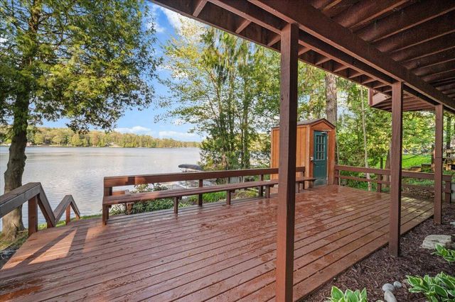 9158 W School Section Lake Drive, Mecosta, MI 49332