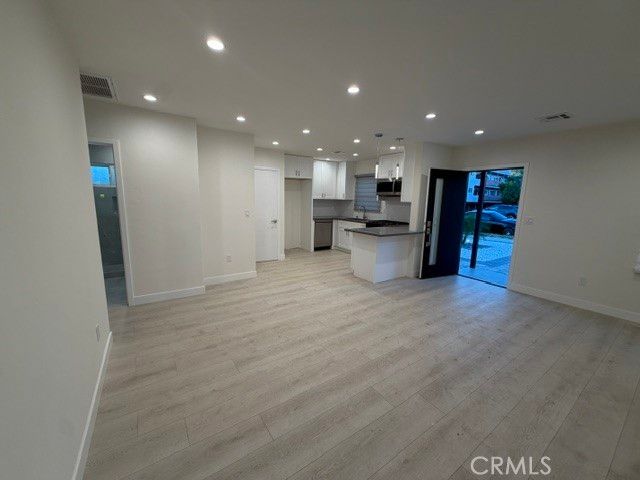 1454 E Wilson, Glendale, CA 91206