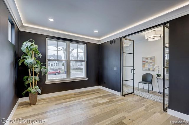 1317 Butternut Avenue, Royal Oak, MI 48073