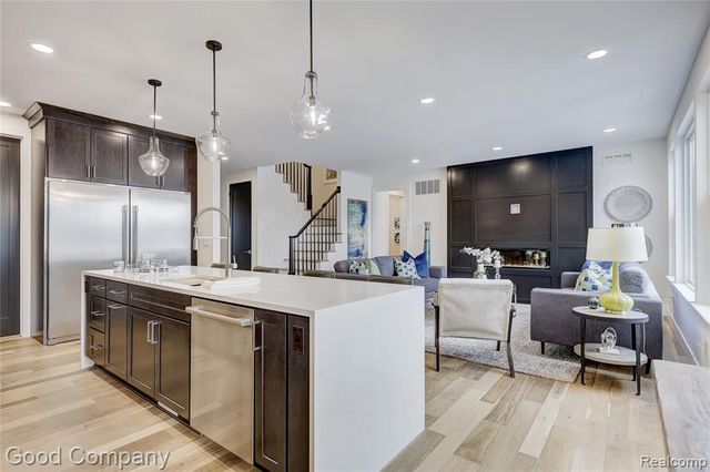 1317 Butternut Avenue, Royal Oak, MI 48073