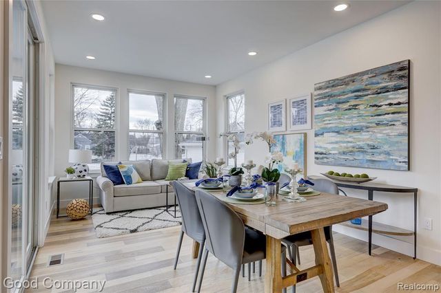 1317 Butternut Avenue, Royal Oak, MI 48073