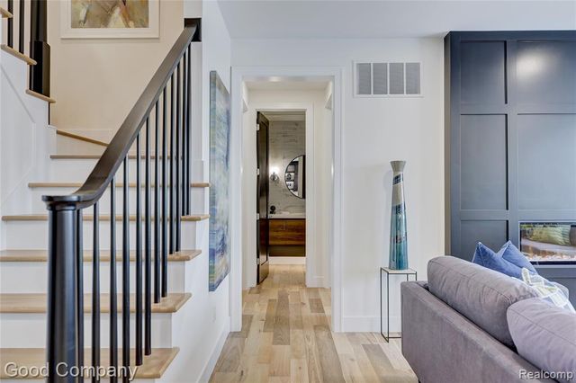 1317 Butternut Avenue, Royal Oak, MI 48073