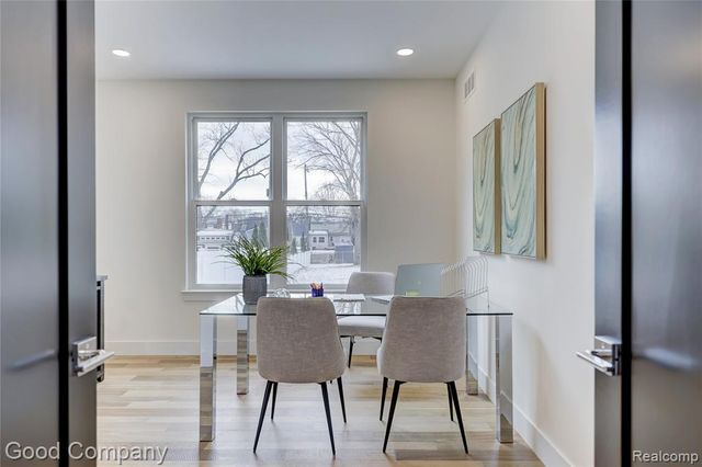 1317 Butternut Avenue, Royal Oak, MI 48073