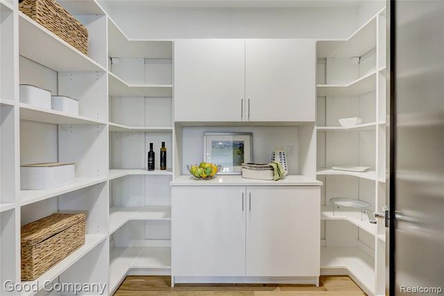 1317 Butternut Avenue, Royal Oak, MI 48073