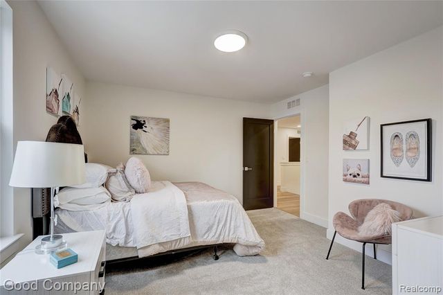 1317 Butternut Avenue, Royal Oak, MI 48073