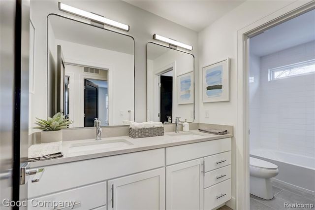 1317 Butternut Avenue, Royal Oak, MI 48073