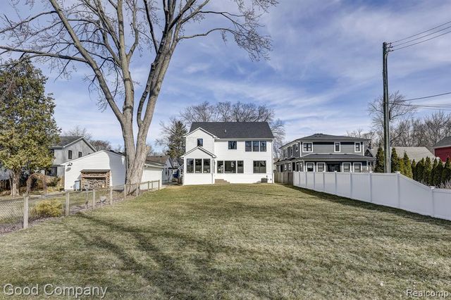 1317 Butternut Avenue, Royal Oak, MI 48073