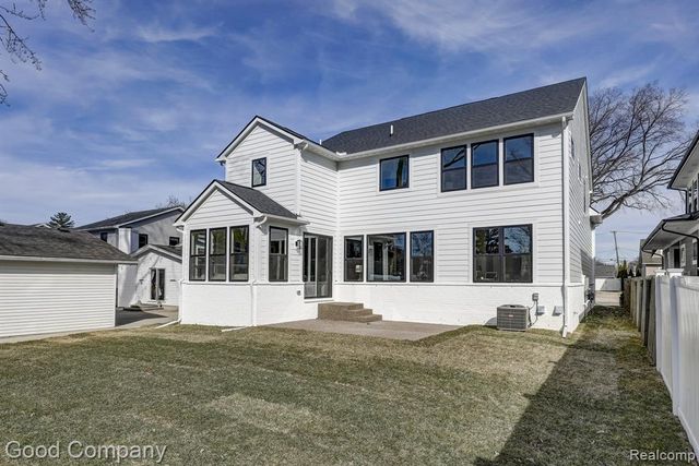 1317 Butternut Avenue, Royal Oak, MI 48073