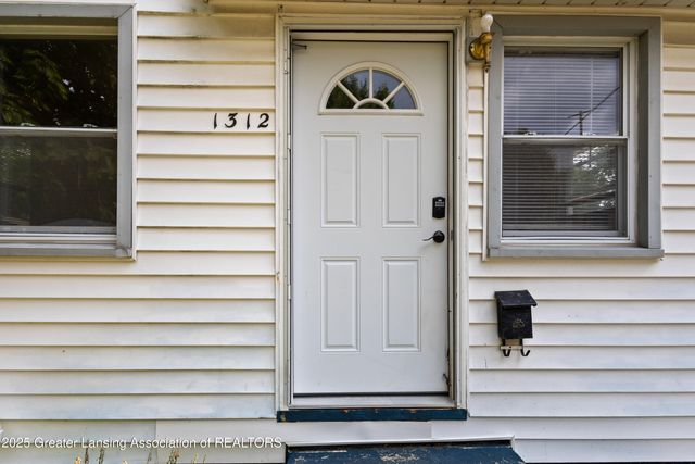 1312 Otto Street, Lansing, MI 48906