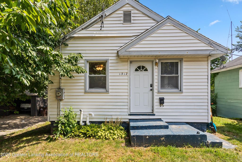 1312 Otto Street, Lansing, MI 48906