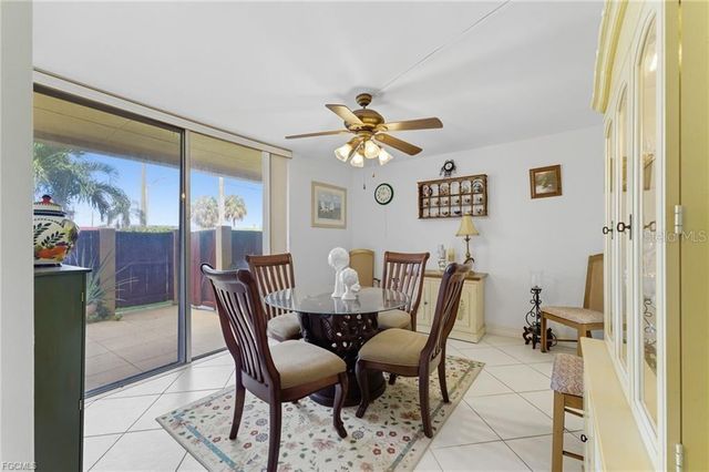 2907 DEL PRADO BOULEVARD S B7, Cape Coral, FL 33904