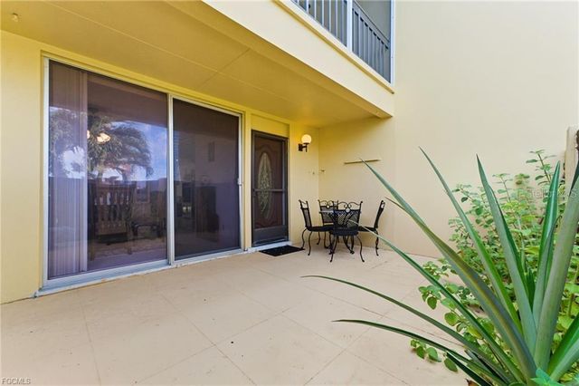 2907 DEL PRADO BOULEVARD S B7, Cape Coral, FL 33904