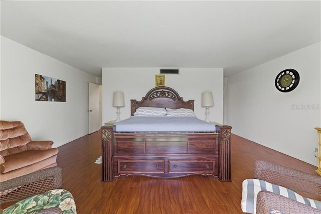 2907 DEL PRADO BOULEVARD S B7, Cape Coral, FL 33904