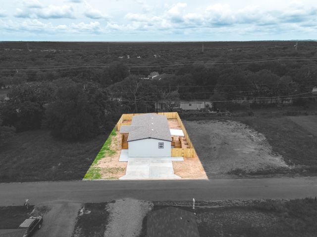 5900 Arrowhead Drive, Granbury, TX 76048