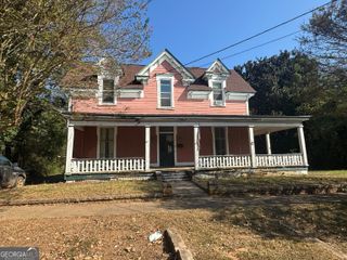 411 Zebulon Street, Barnesville, GA 30204