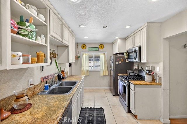 614 N Shelton, Santa Ana, CA 92703