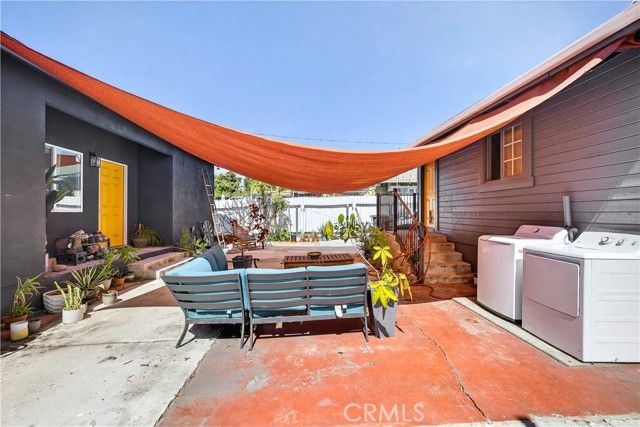 614 N Shelton, Santa Ana, CA 92703