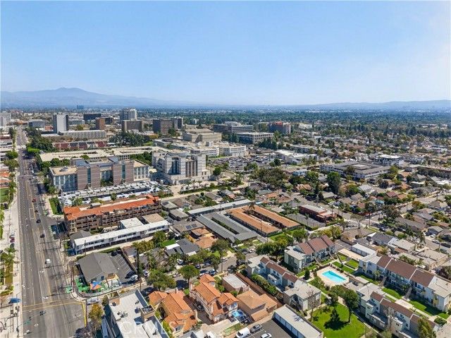 614 N Shelton, Santa Ana, CA 92703