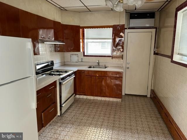 2520 S CAMAC ST, Philadelphia, PA 19148
