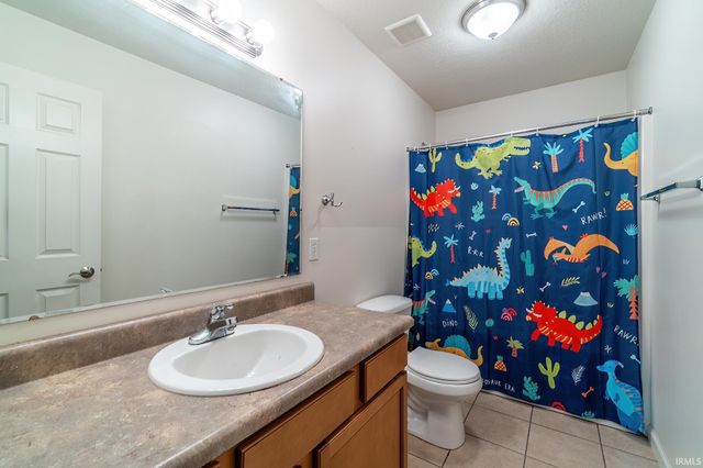 11223 Wirra Wirra Hill, Roanoke, IN 46783