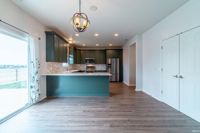 11223 Wirra Wirra Hill, Roanoke, IN 46783